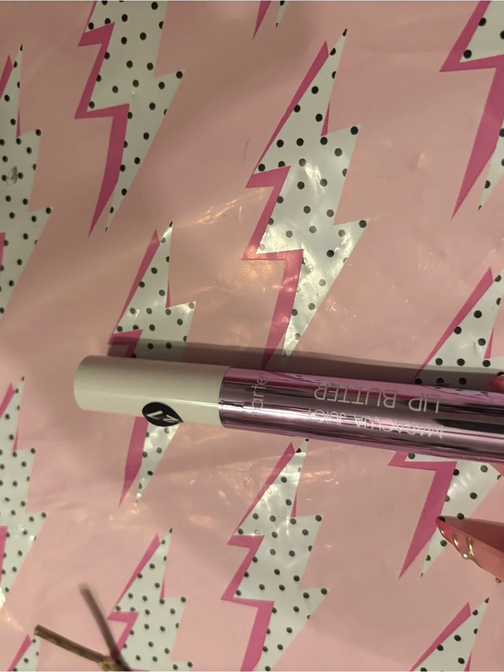 tarte Lip Butter Hydrating Gloss in Burgandy